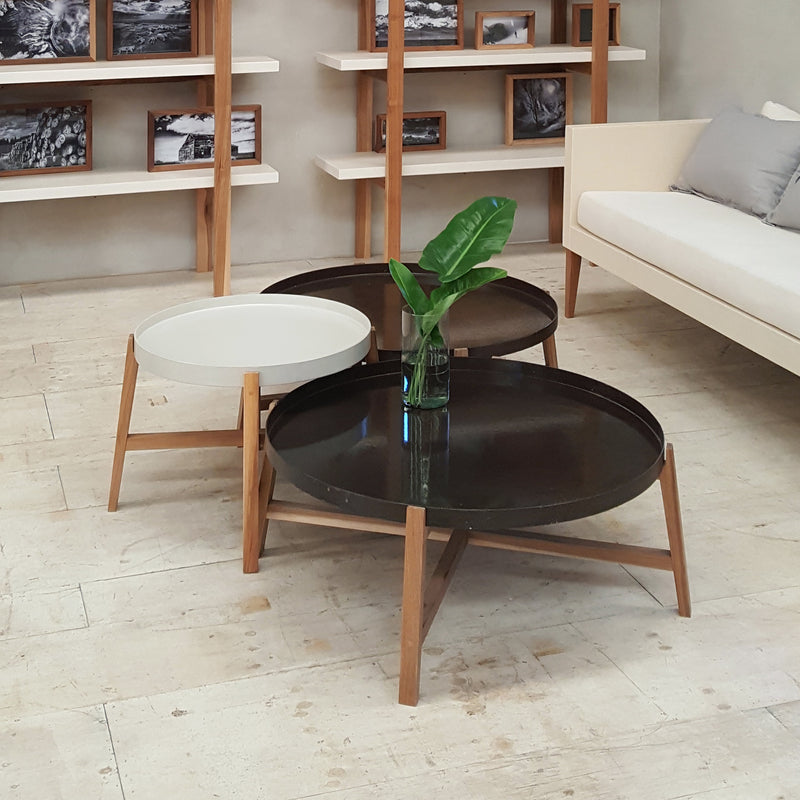 MESA KITTY HIERRO - 30% de descuento