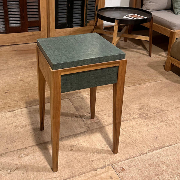MESA DE LUZ RENATA